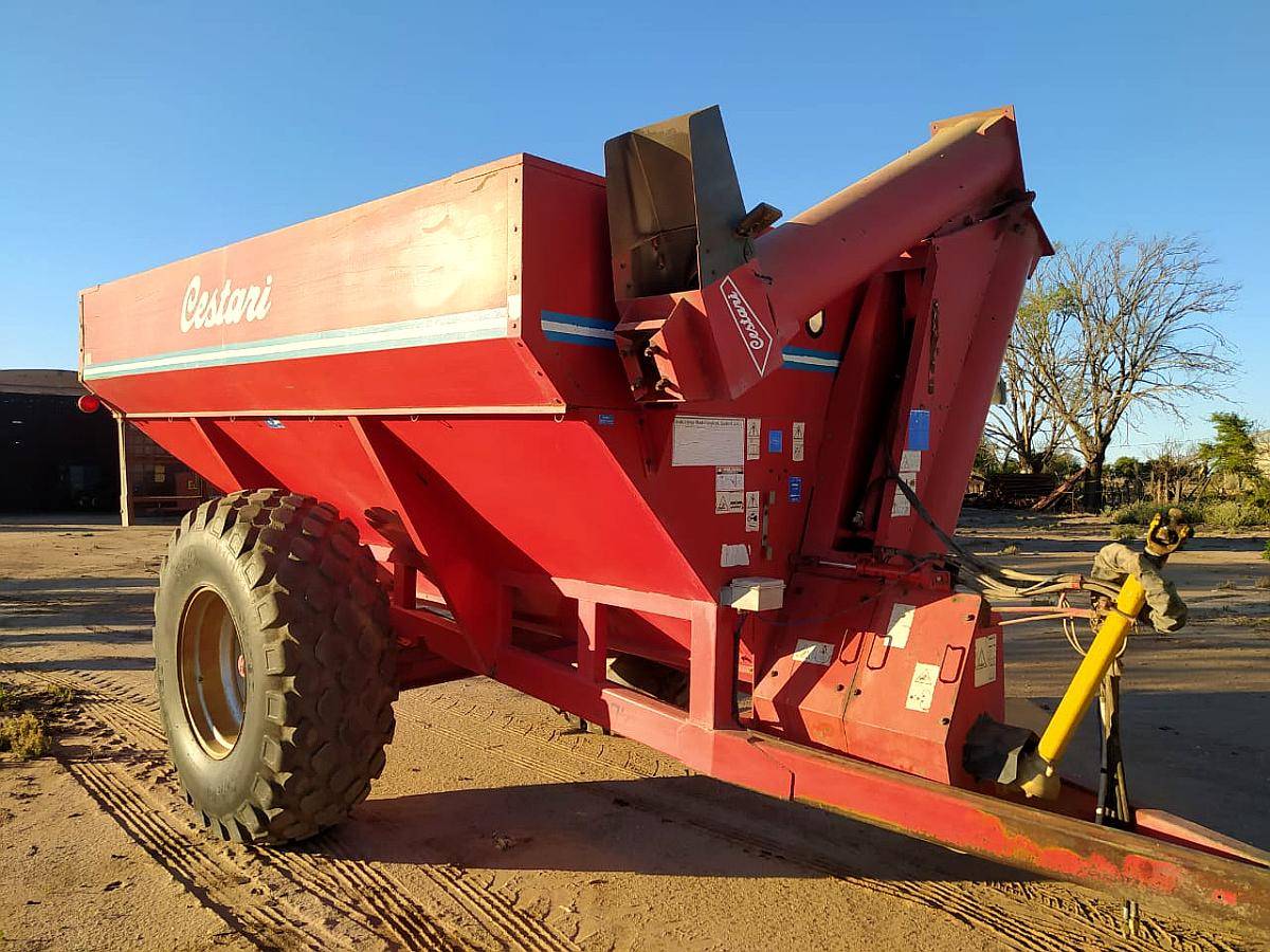 Tolva Autodescargable Cestari 14 TN.