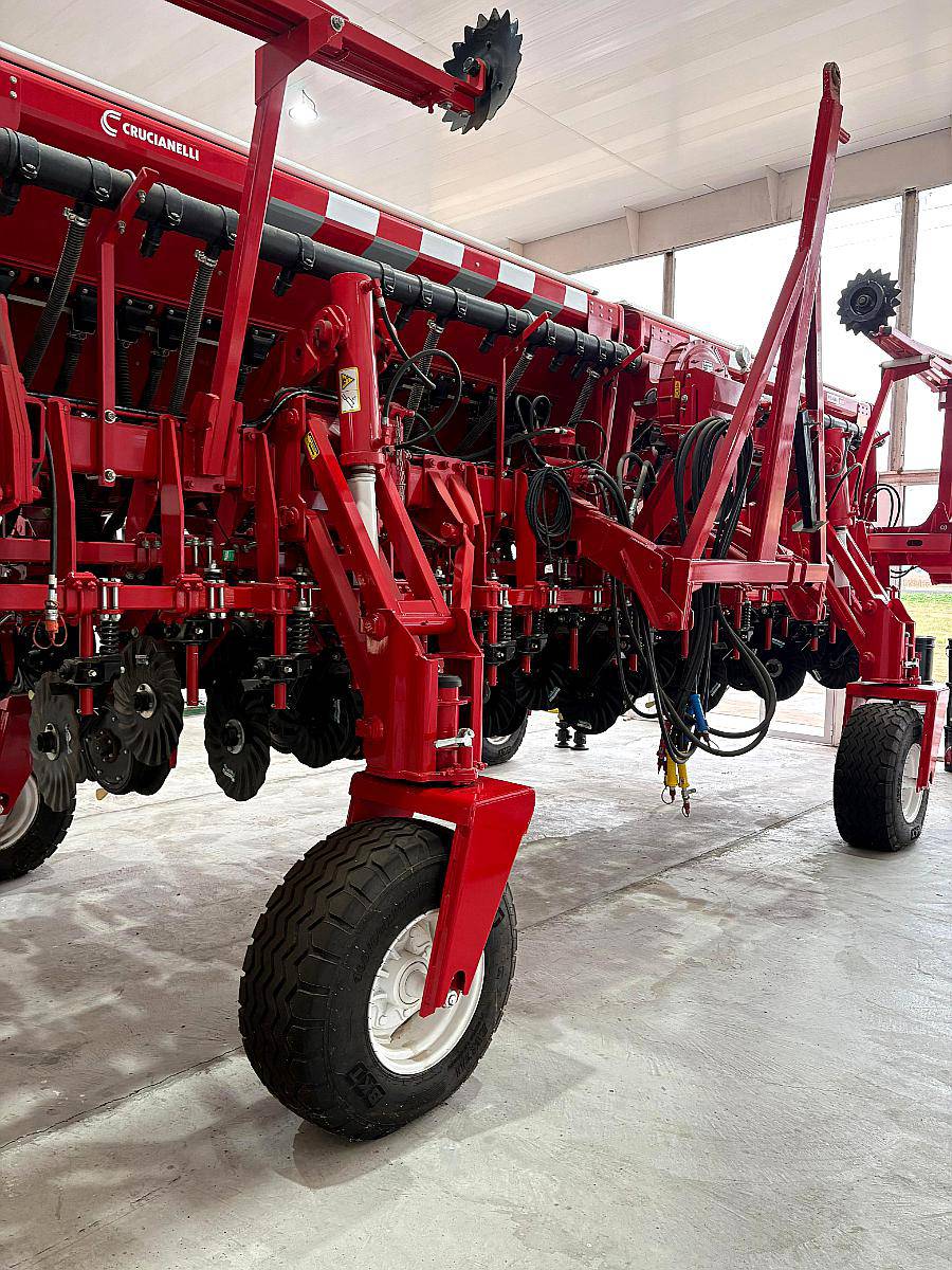 Sembradora Crucianelli 20 a 35 y 16 a 52