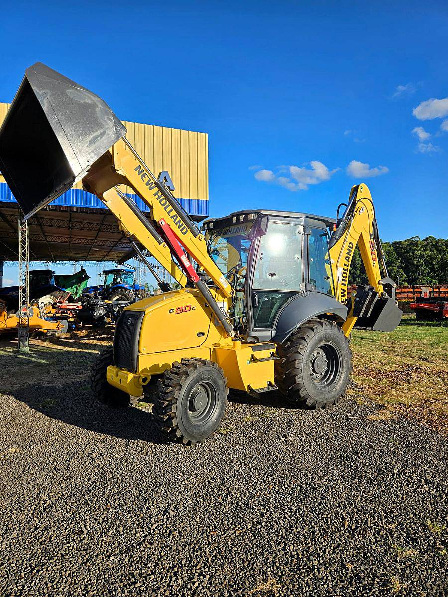 Retroexcavadora New Holland B90c - Nueva