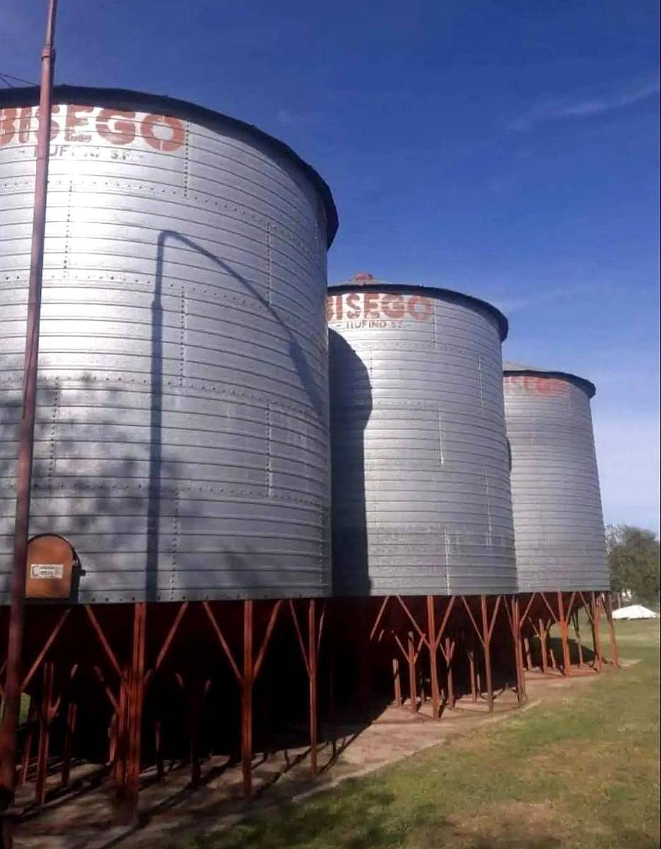 Vendo 4 Silos Aereos de 80 TN CU