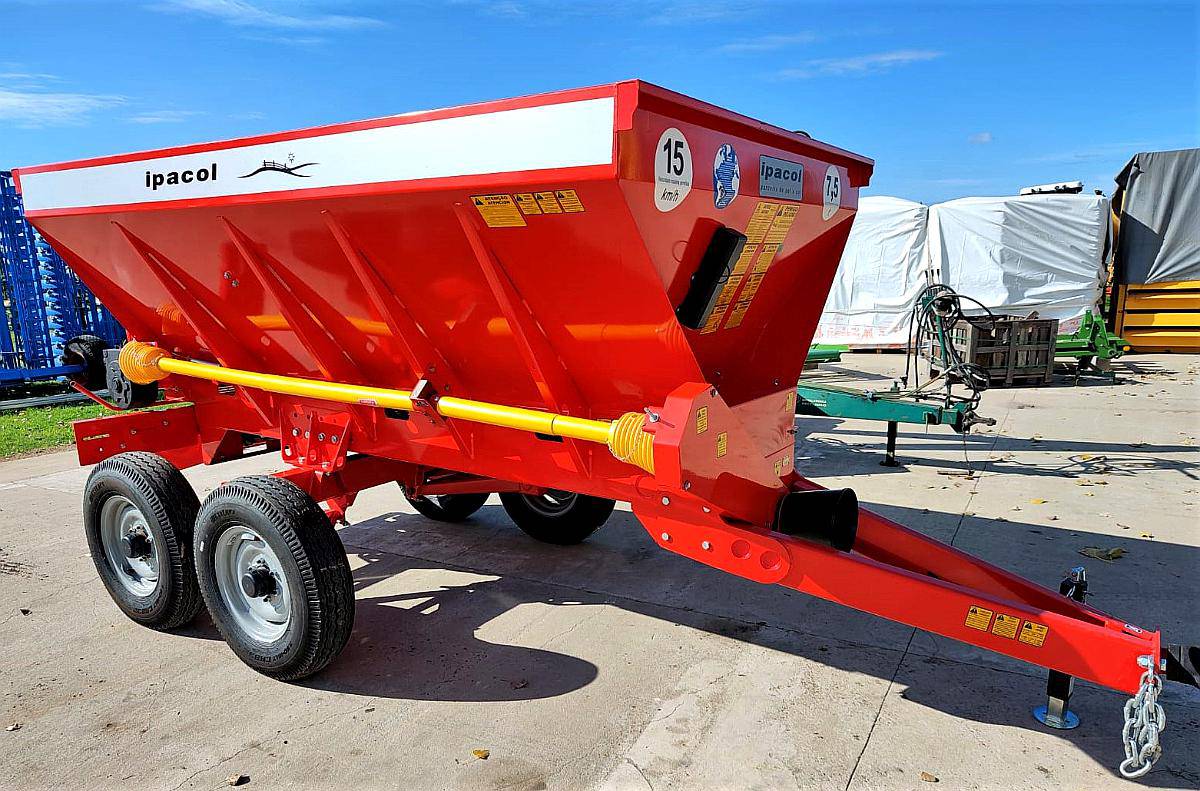 Distribuidor de Abono Orgánico Ipacol DSE 7.500 RS