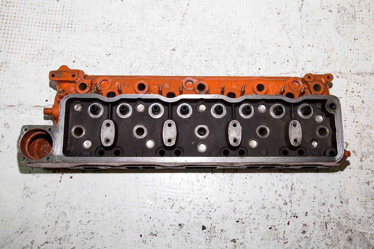 Tapa de Cilindros para Tractor Fiat R-60 (usada)