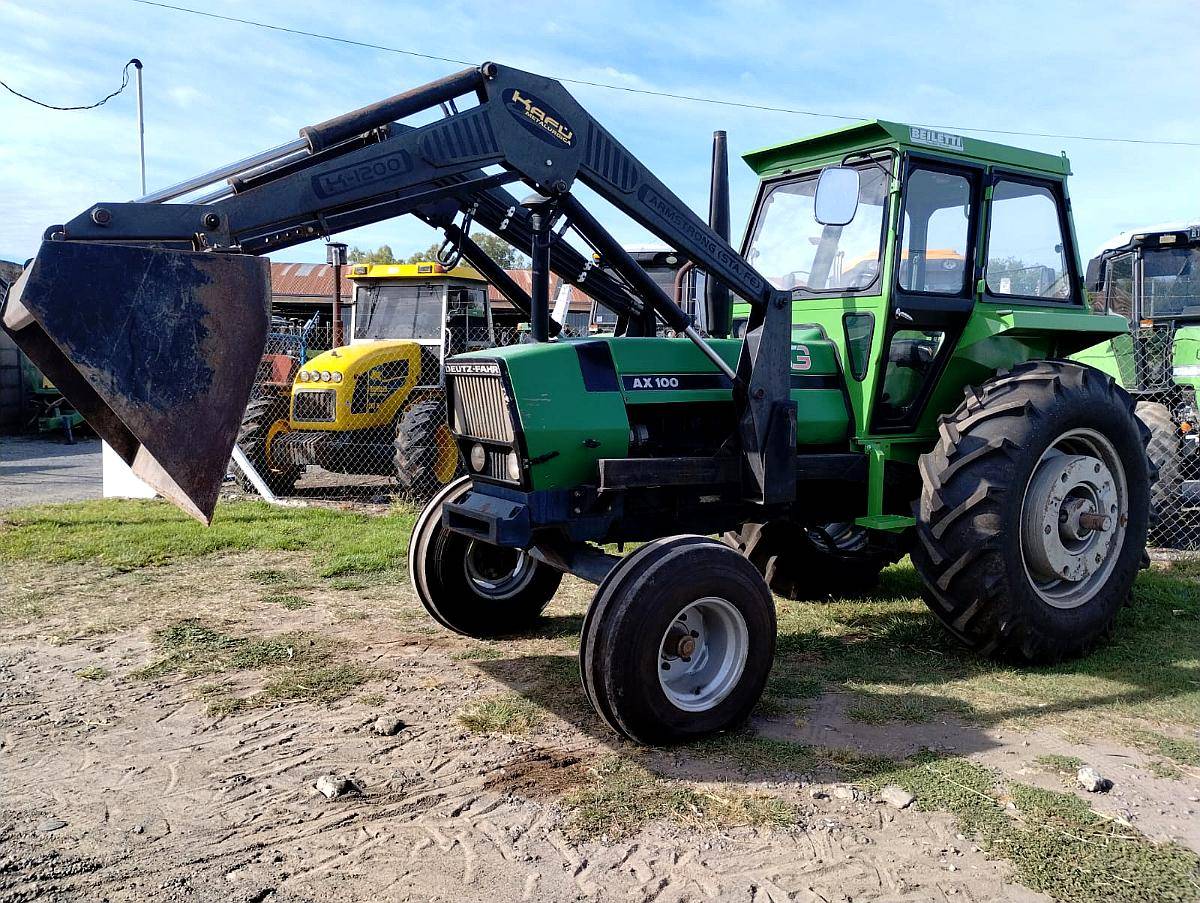 Deutz AX 100 con Pala, año 1988