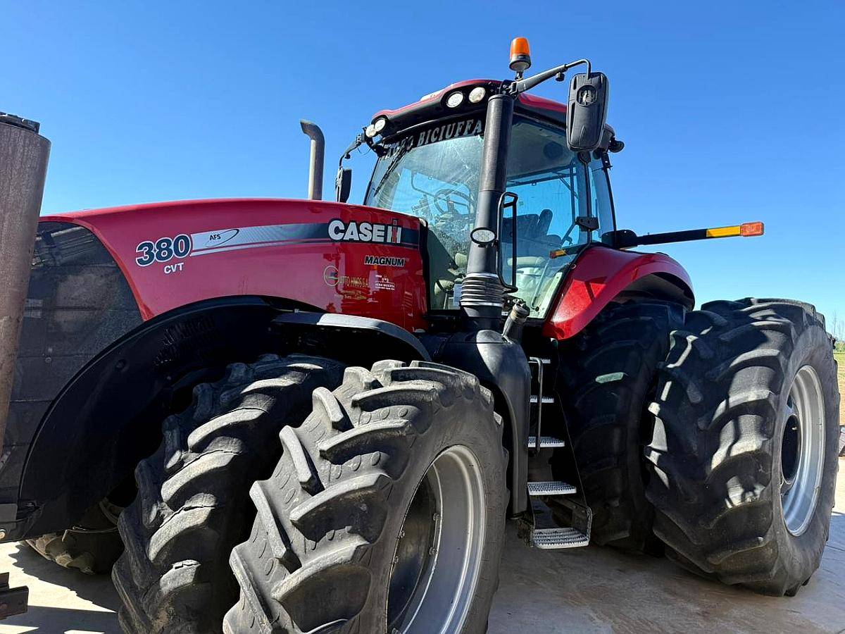 Case IH Magnum 380 CVT - año 2017