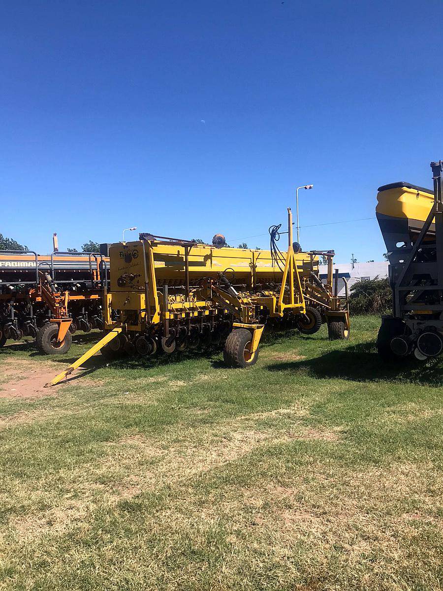 Sembradora Fabimag 42 a 17.5