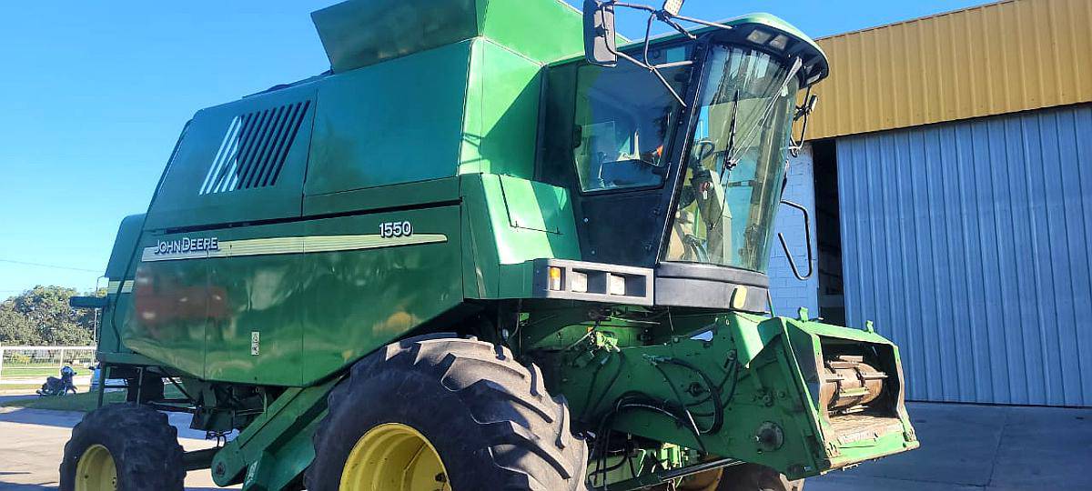 John Deere 1550 - Totalmente Reparada. Lista para Trabajar