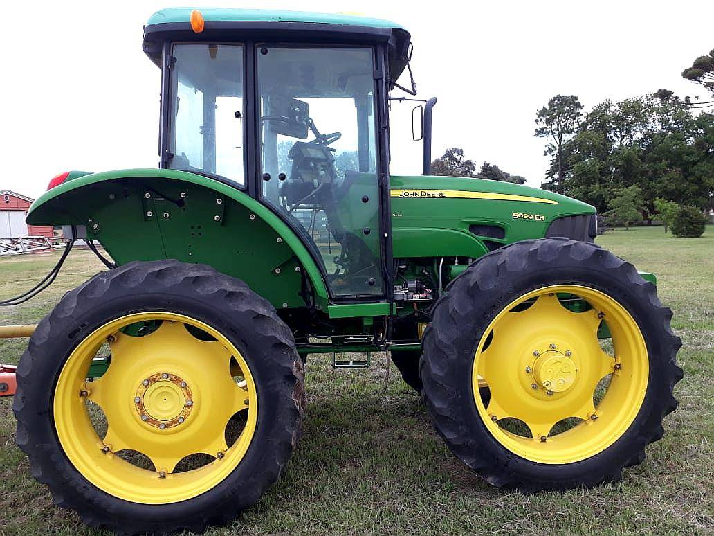 Tractor John Deere 5090 EH Alto Despeje
