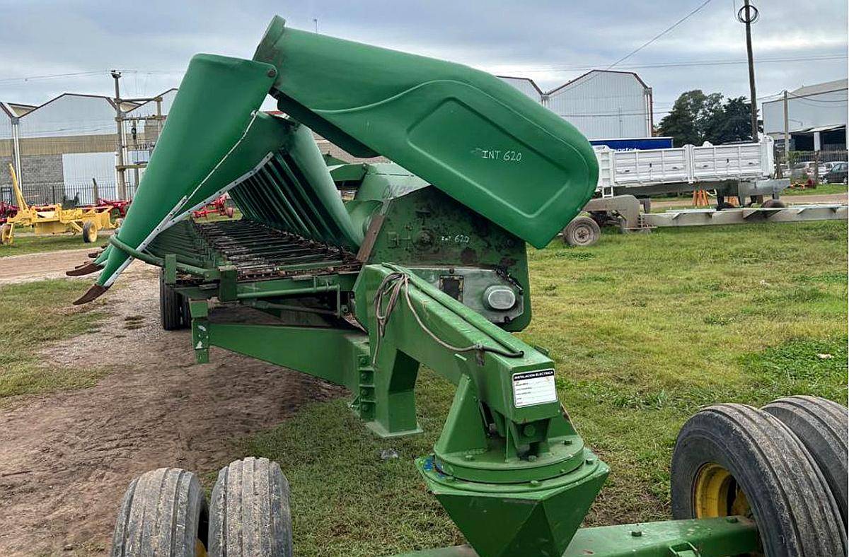 Cabezal Maicero Usado – 16 Surcos a 52cm – INT 620