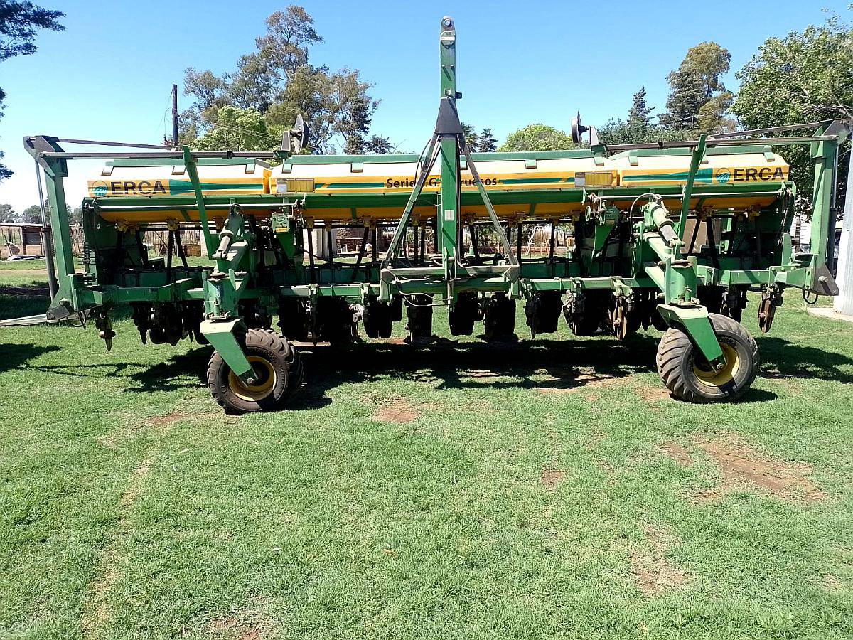 Sembradora Erca de 14 a 52 en muy Buen Estado