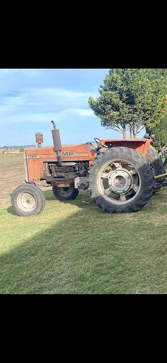 Tractor Massey Ferguson 1185