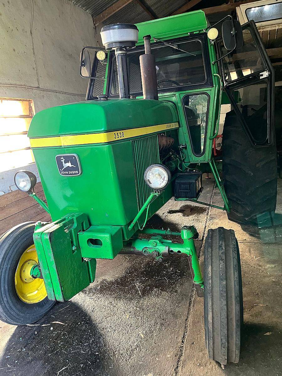 Tractor John Deere 3530