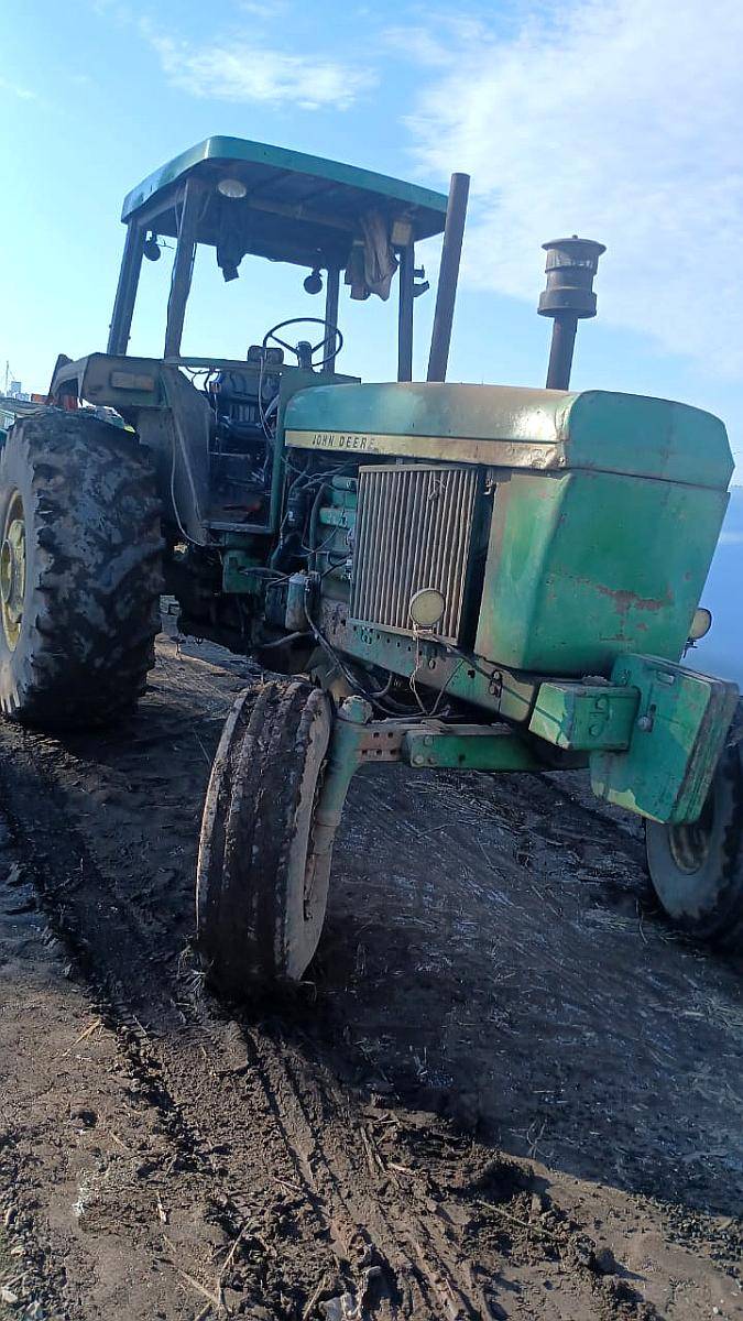 Tractor John Deere 4730
