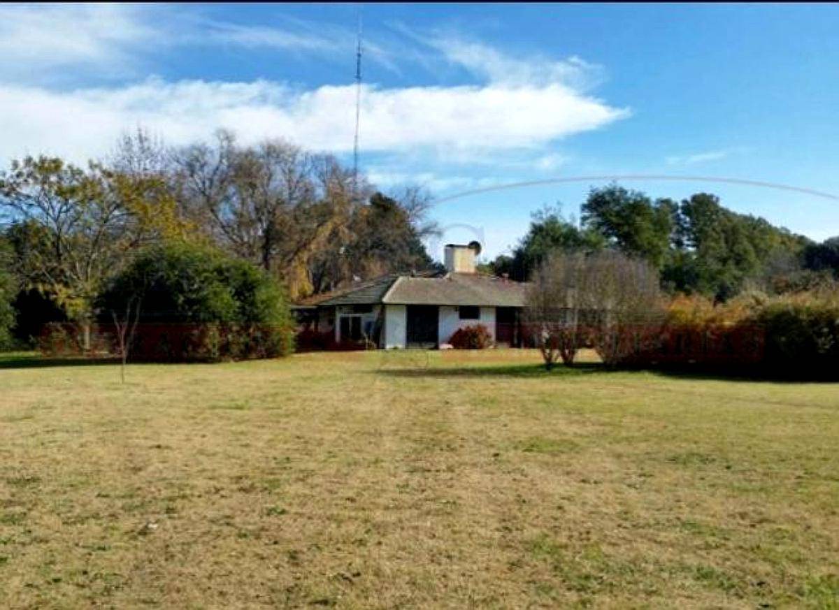 Campo en Venta. 2492 Has. en Tapalqué