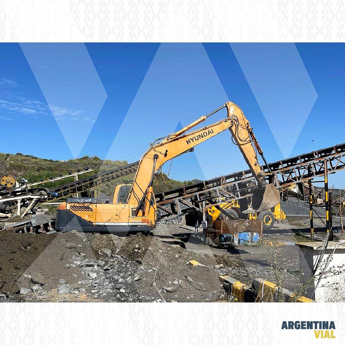 Excavadora Hyundai 220lc (id772)