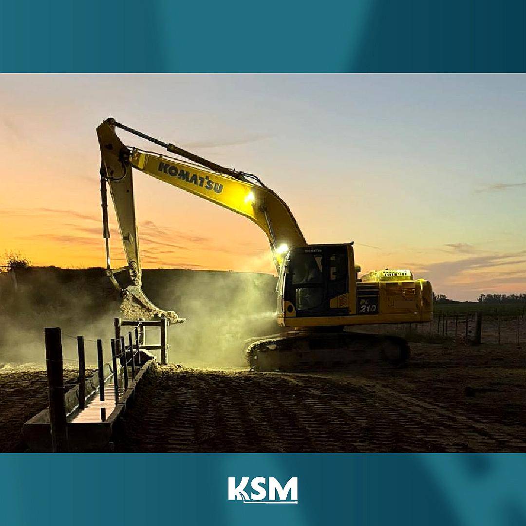 Excavadora Komatsu PC210 (id874)