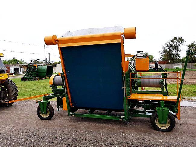 Embolsadora de Forraje 9 Pies con Lona Metabel
