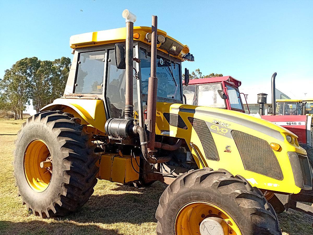 Tractor Pauny 230 Buen Estado
