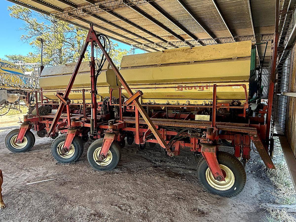 Sembradora Giorgi Precisa 8000