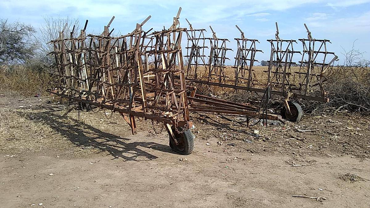 Rastra Hidráulica. 14 Cuerpos.dientes Moviles Sclausero