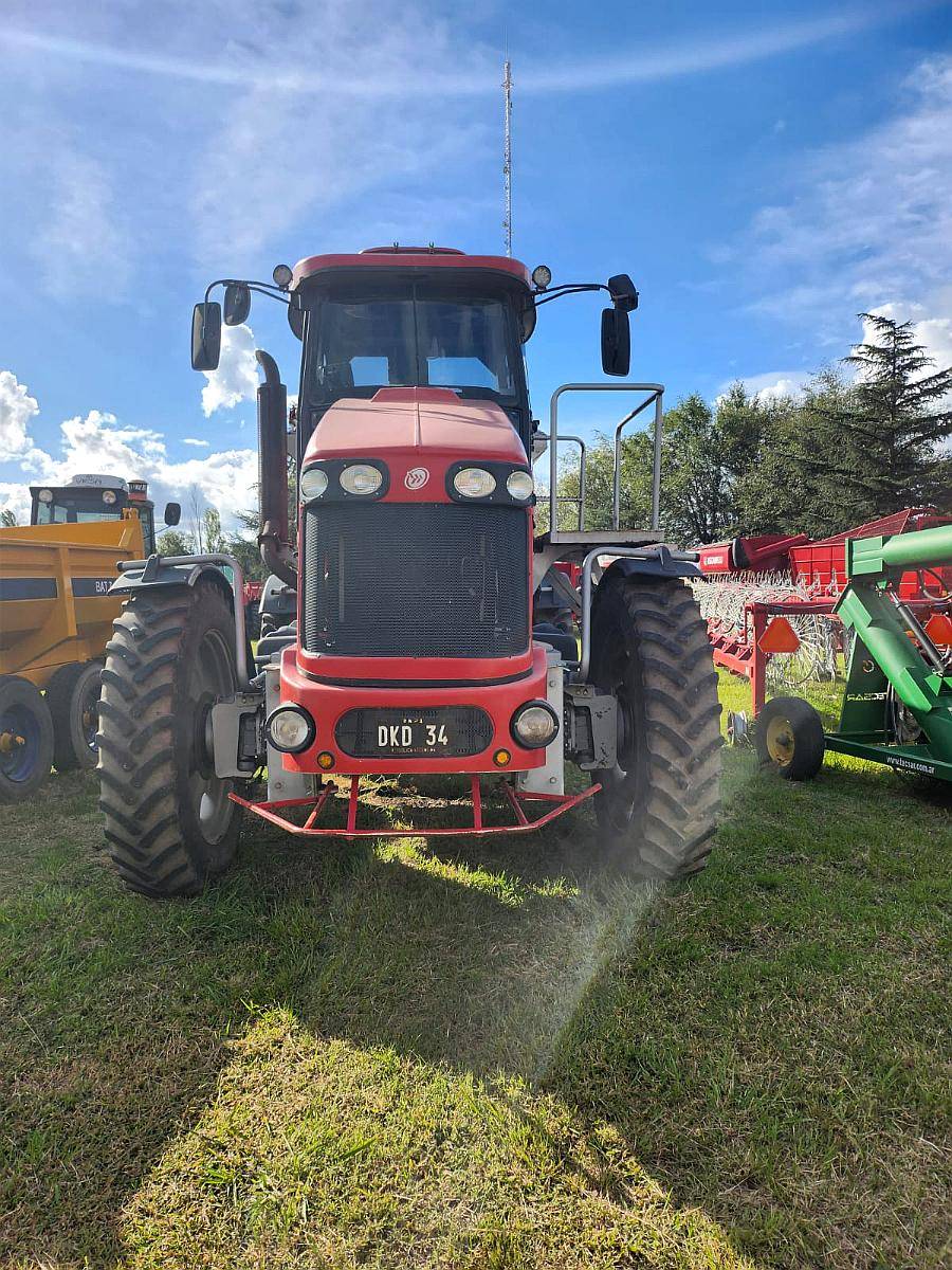 Fertilizadora Fertec F3000 con Cinta año 2011