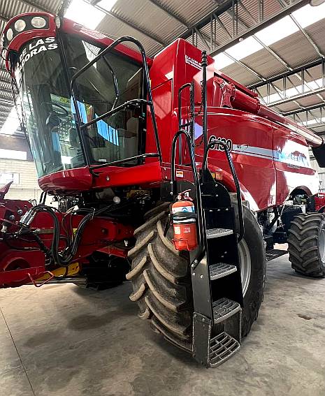 Cosechadora Case 6130 a