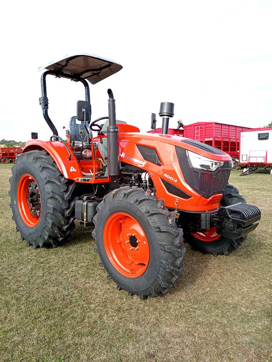 Tractor Hanomag 800/4 Línea Stark