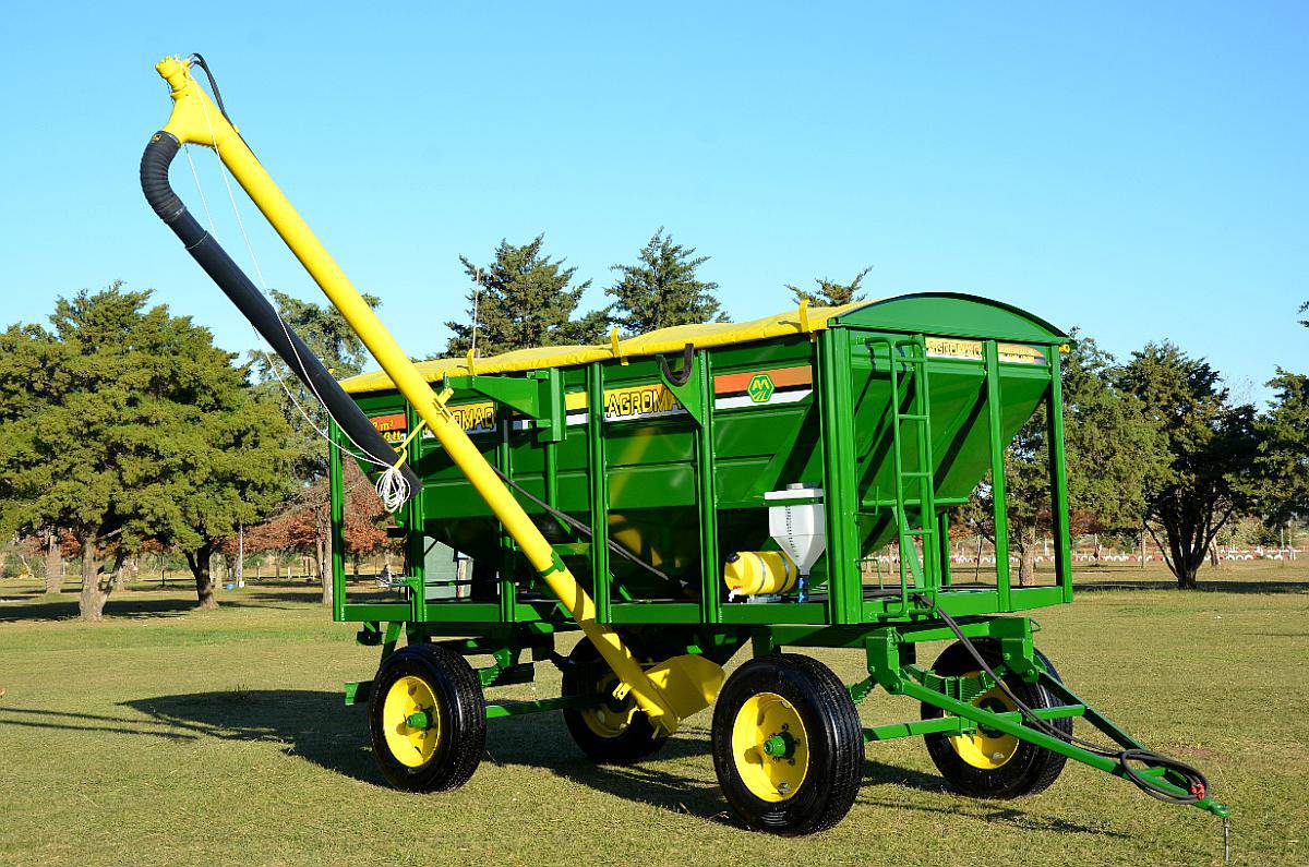 Acoplado Tolva Semillas y Fertilizantes 10 TN. - 12 Mts3.