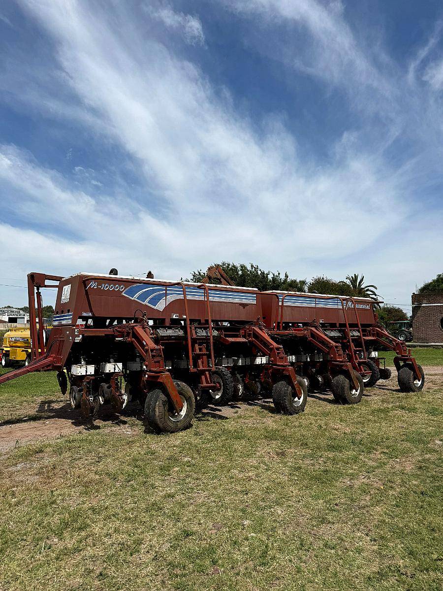 Sembradora Monumental - 18 a 52 - Mecánica - con Monitor