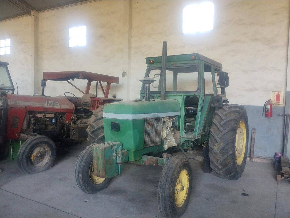 John Dere 2850 Usado