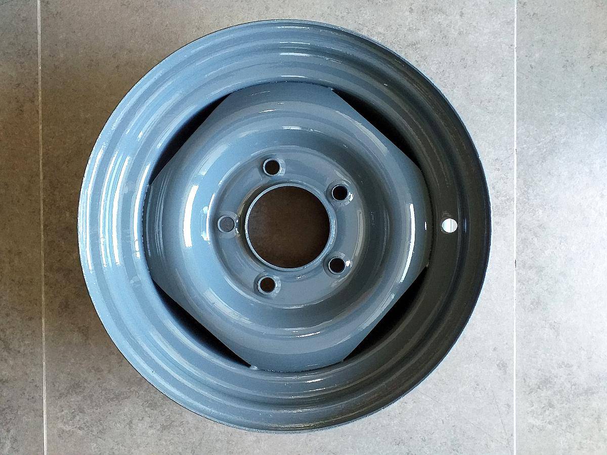 Llantas Simples de 14 y 15 con Centros de 92 y 5 Orificios