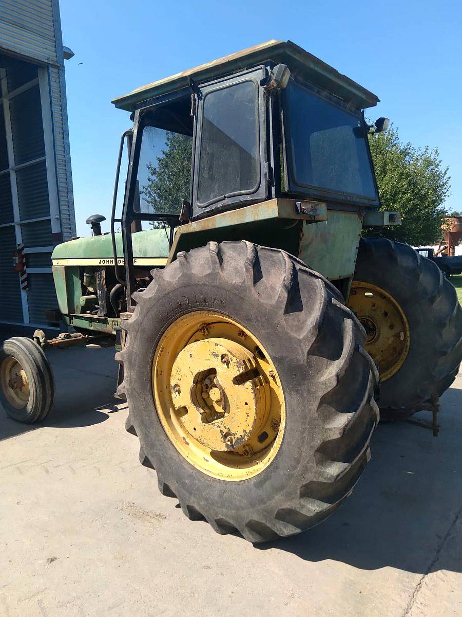 Tractor John Deere 3530 Usado