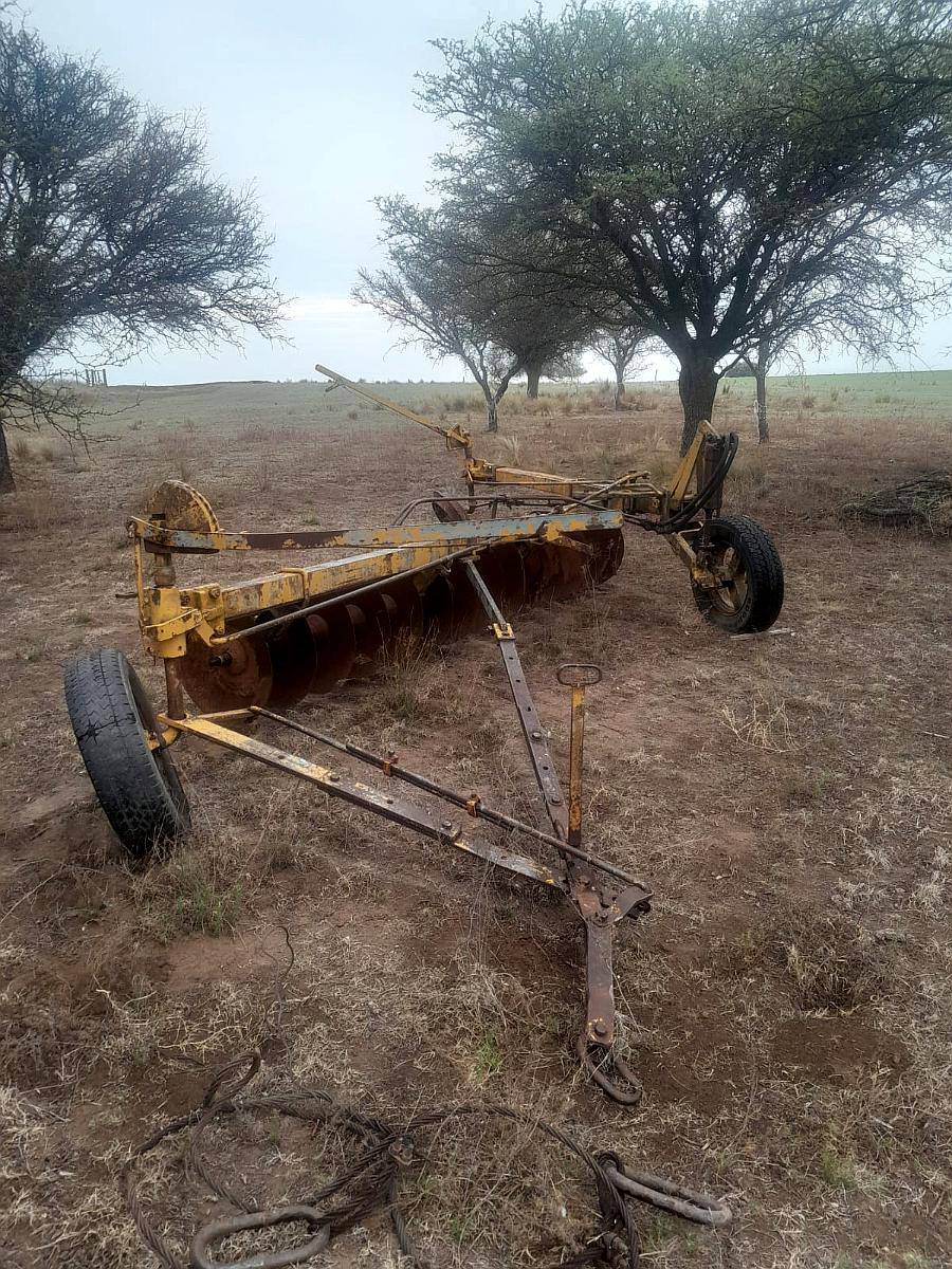 Vendo Arado Maraco de 14 Discos