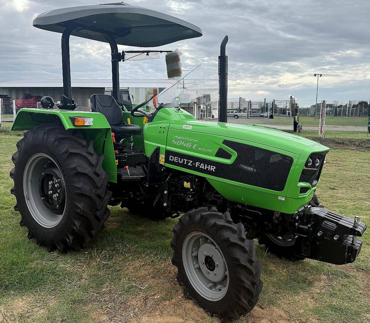 Tractor Deutz Fahr Agrofarm 4046e