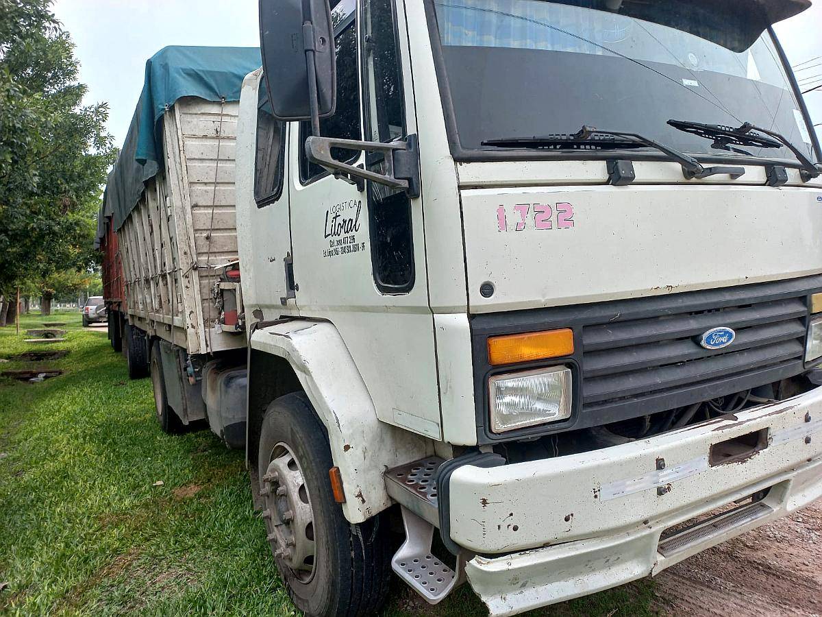 Ford 1722 Cargo 1999 a Bomba