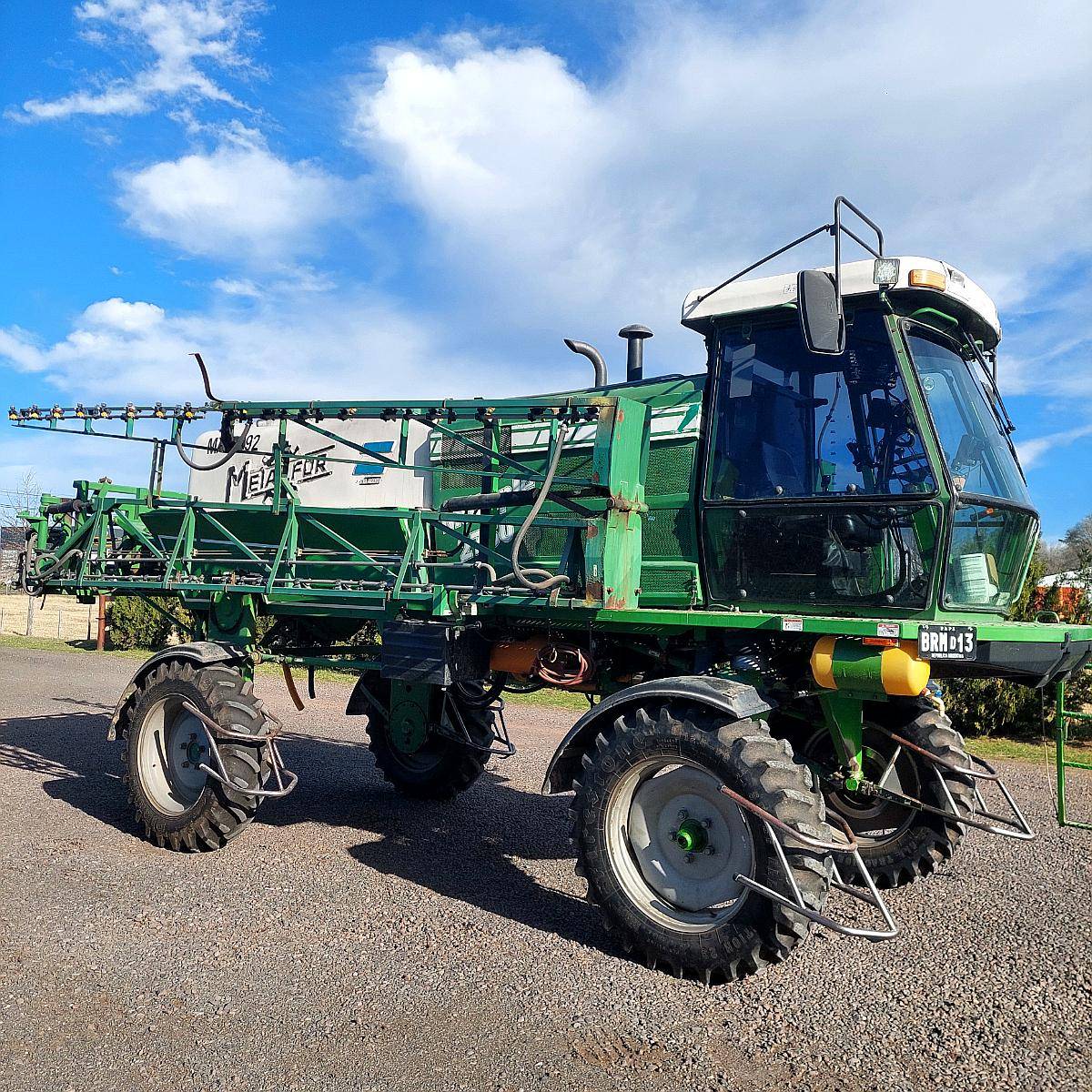 Pulverizador Multiple Metalfor 2750