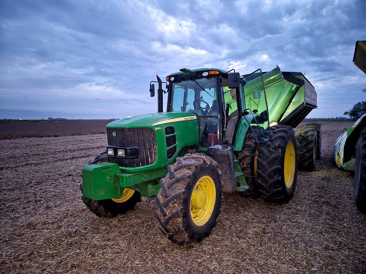 Tractor John Deere 7145j