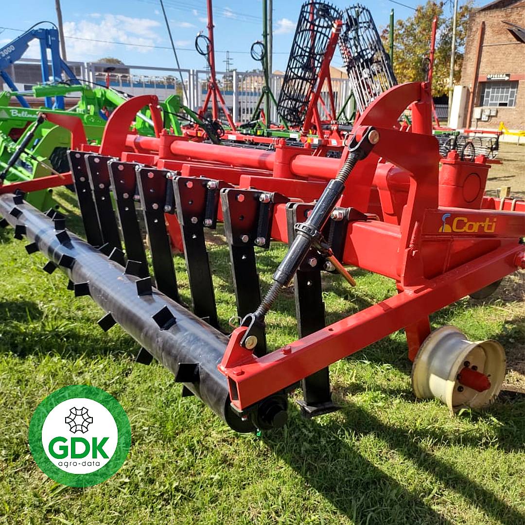 Descompactador de Suelo Ancho 7 Vastagos a 52 Paratil. Corti