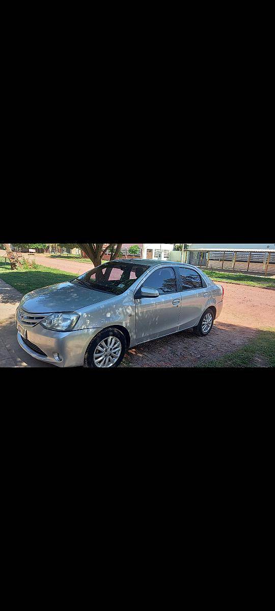 Toyota Etios XS 2014