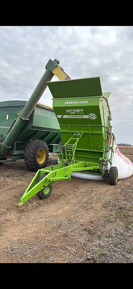 Embolsadora Martínez Staneck Excelente