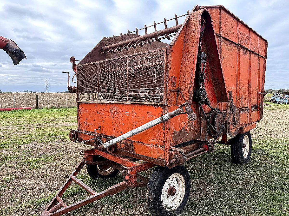 Acoplado Forrajero B 300 Mainero