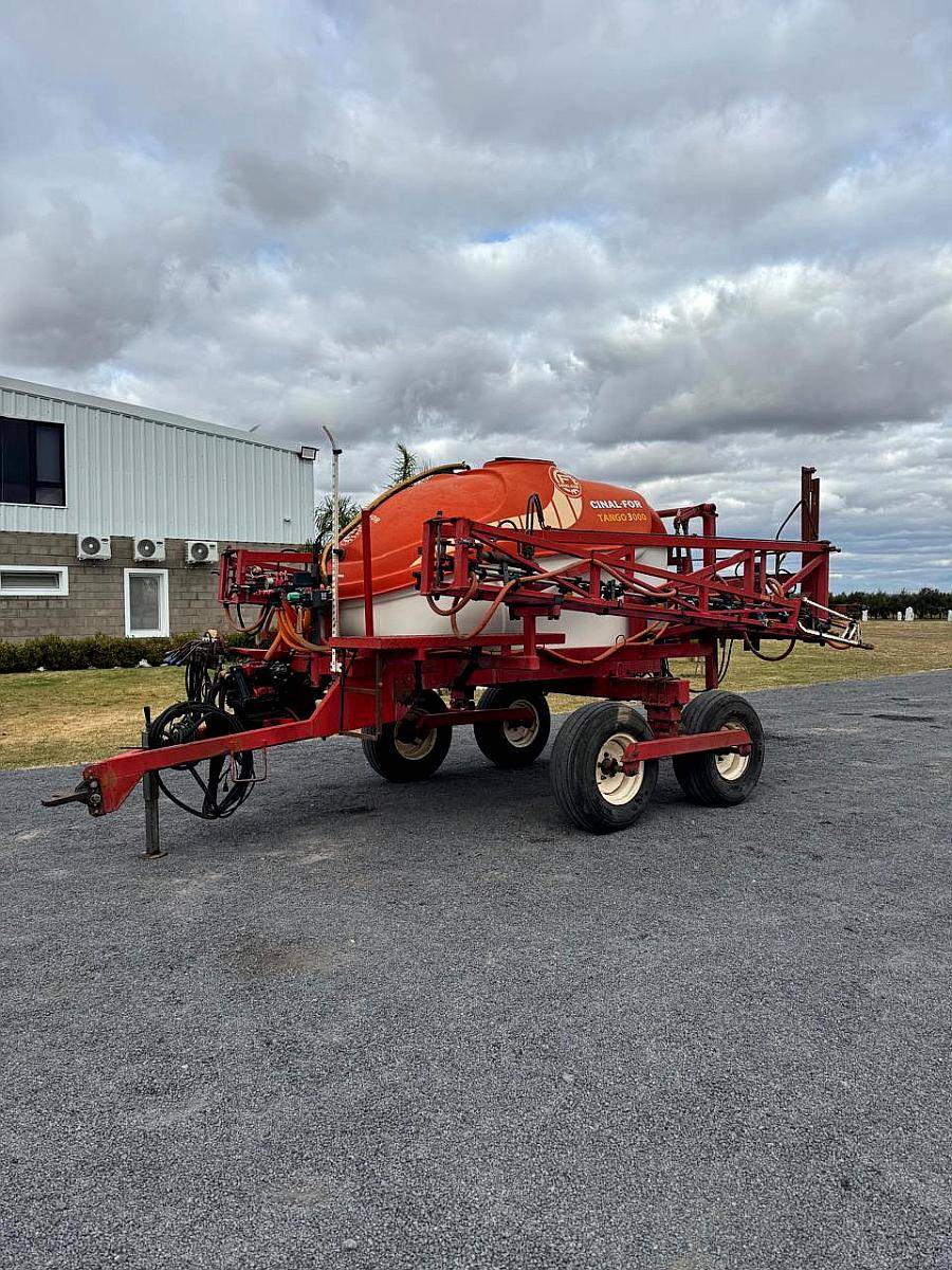 Pulverizador Cinal-for Tango 3000 Lts