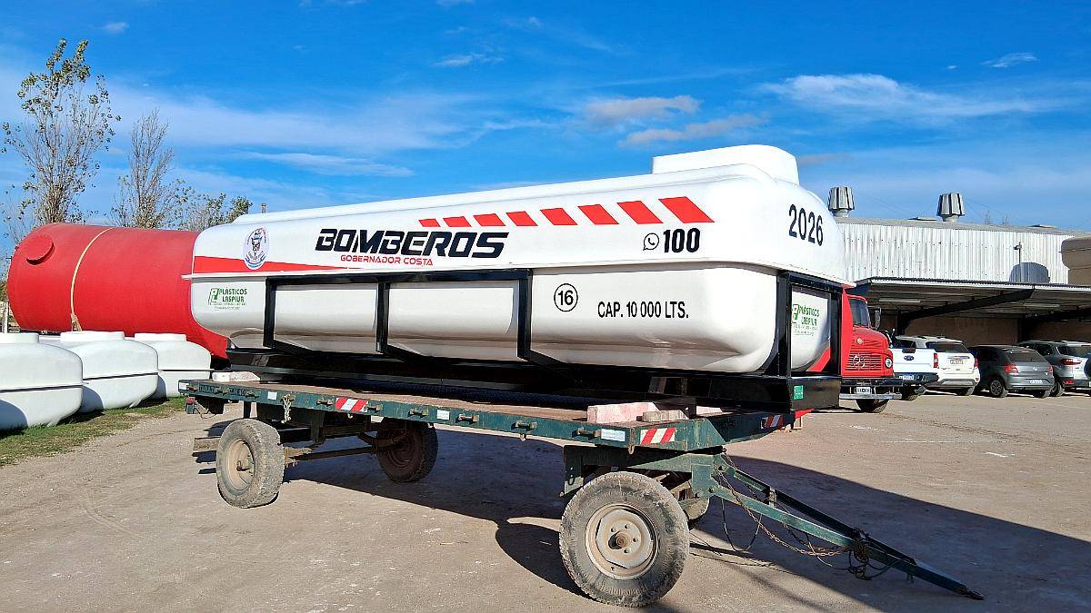 Tanque Rectangular 10000 Lts. P.r.f.v. Plasticos Laspiur SRL