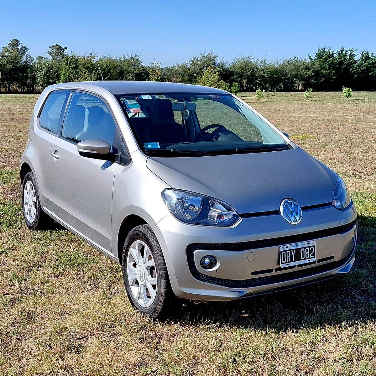 Volkswagen High UP 1.0 MPI 2015 75.000 km