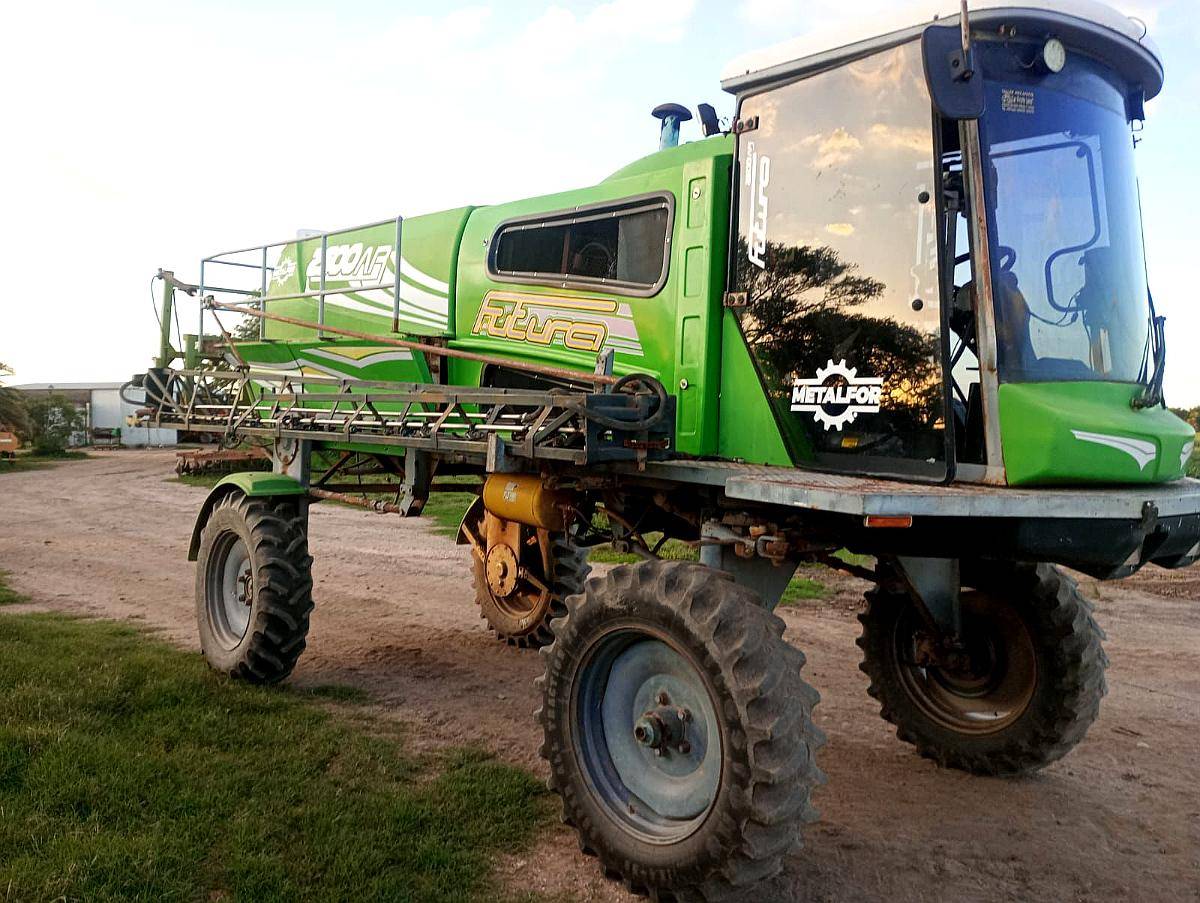 Metalfor Futura 2500, con 22 Mts