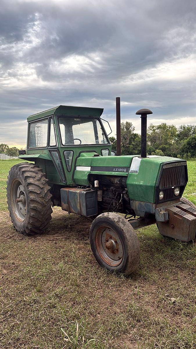 Tractor Deutz AX120 e