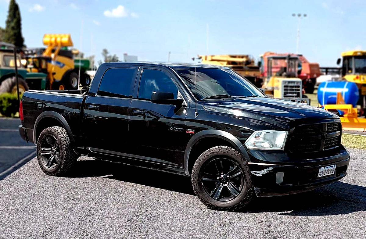 Ram 1.500 5.7 V8 Laramie 4X4