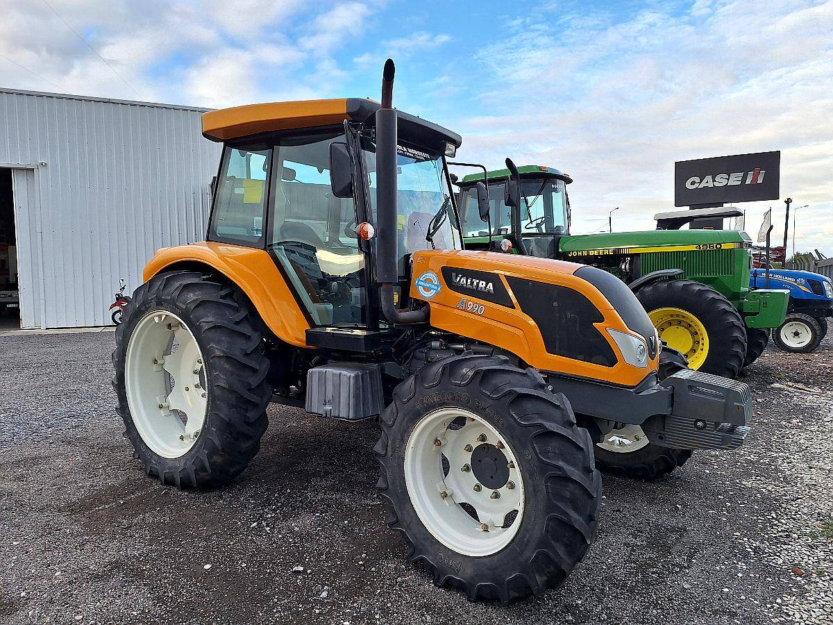 Usado - Valtra A990 - año 2023 - 4wd - Rod. Simple - Cabina