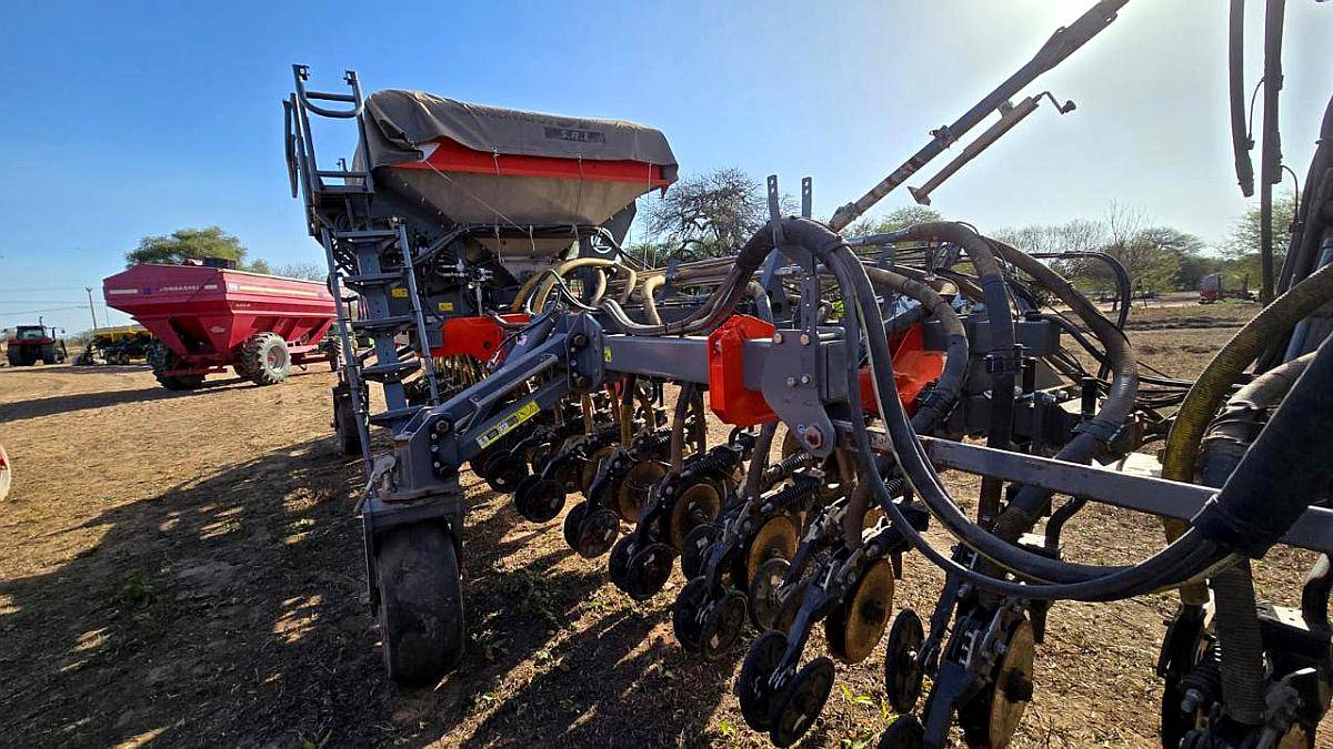 Fertilizadora Altina HP 8469i, Variable, 36 Surcos, 2023