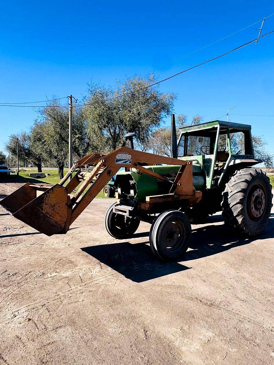 Tractor Deutz AX100 con Pala Ceibo