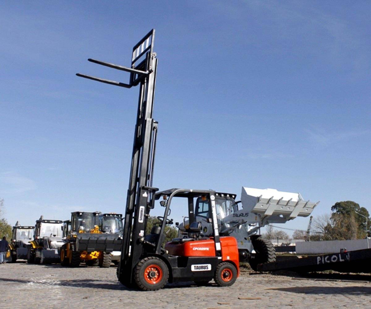 Autoelevador Taurus 2.5ton. Amplias Versiones